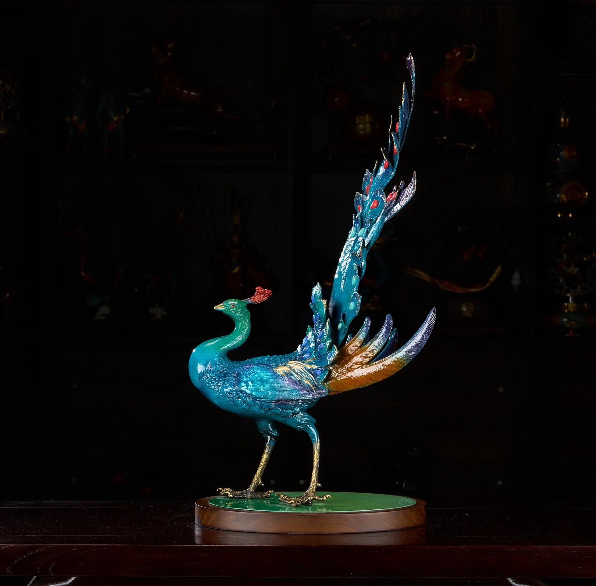 孔雀工艺品摆件的三大寓意